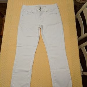 White Cropped Jeans/Capris